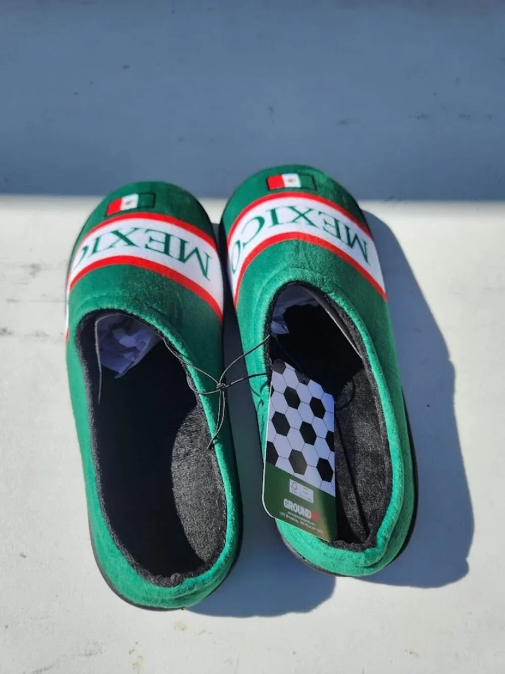 NEW Men's Size 9 / 10 Mexico Slippers Shoes House Sandals New with Tags  Makes a